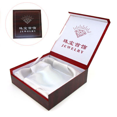 高檔木質(zhì)首飾盒手鏈?zhǔn)骤C盒