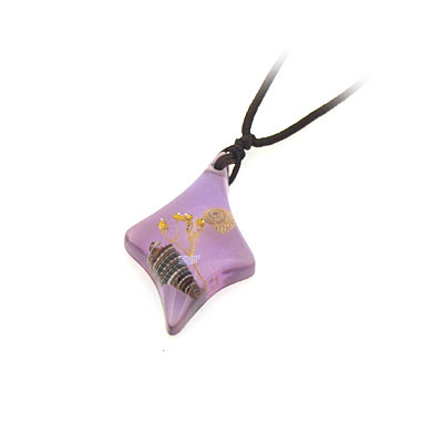 海貝多彩琥珀項(xiàng)鏈