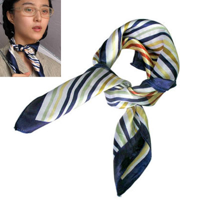 藍(lán)邊彩條時尚絲巾