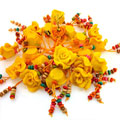 金黃玫瑰花軟陶手機(jī)鏈飾品