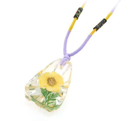 天然花草鑲嵌飾品/透明冰塊女士琥珀項鏈
