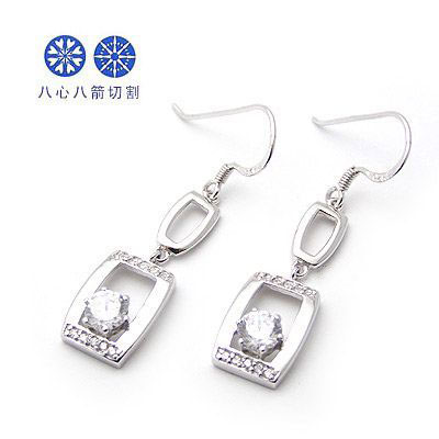 純銀八心八箭鑲鋯耳環(huán)