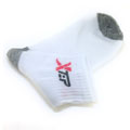 特步灰白款流行品牌運(yùn)動(dòng)男襪