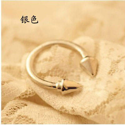 歐美夸張復(fù)古潮人朋克鉚釘箭頭食指戒指女指環(huán)